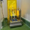 เครื่องล้างรองเท้าบูท (Boot Cleaner) สำหรับทำความสะอาดสิ่งสกปรกก่อนเข้าพื้นที่ผลิต